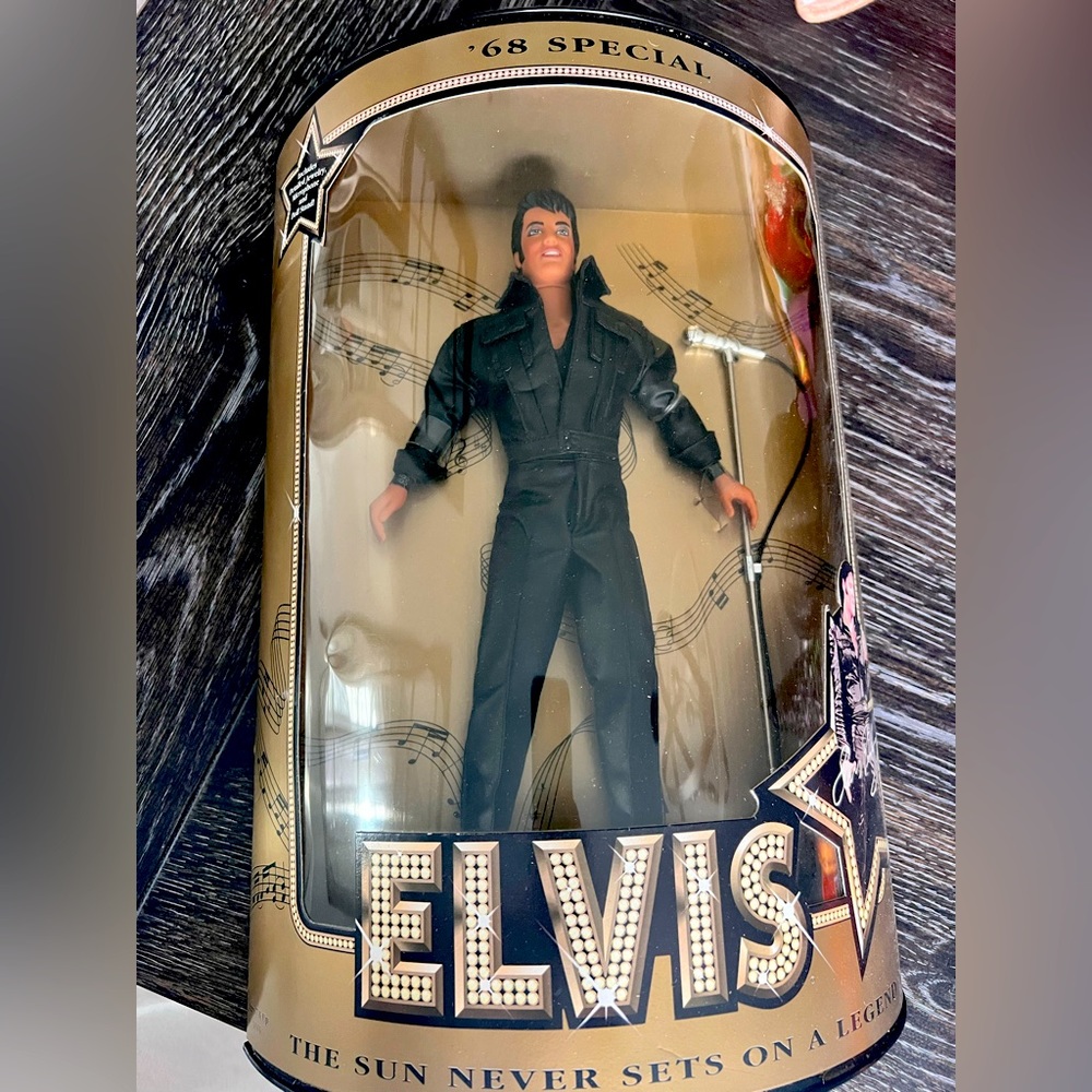 NEW IN BOX Elvis '68 special doll